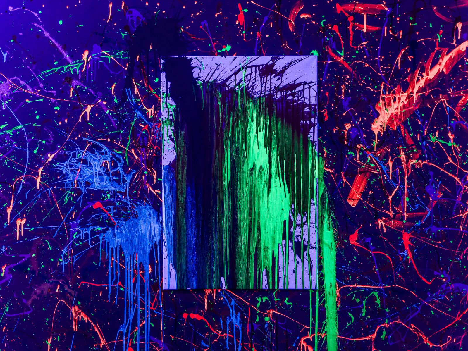 UV Neon Splat & Spin 3