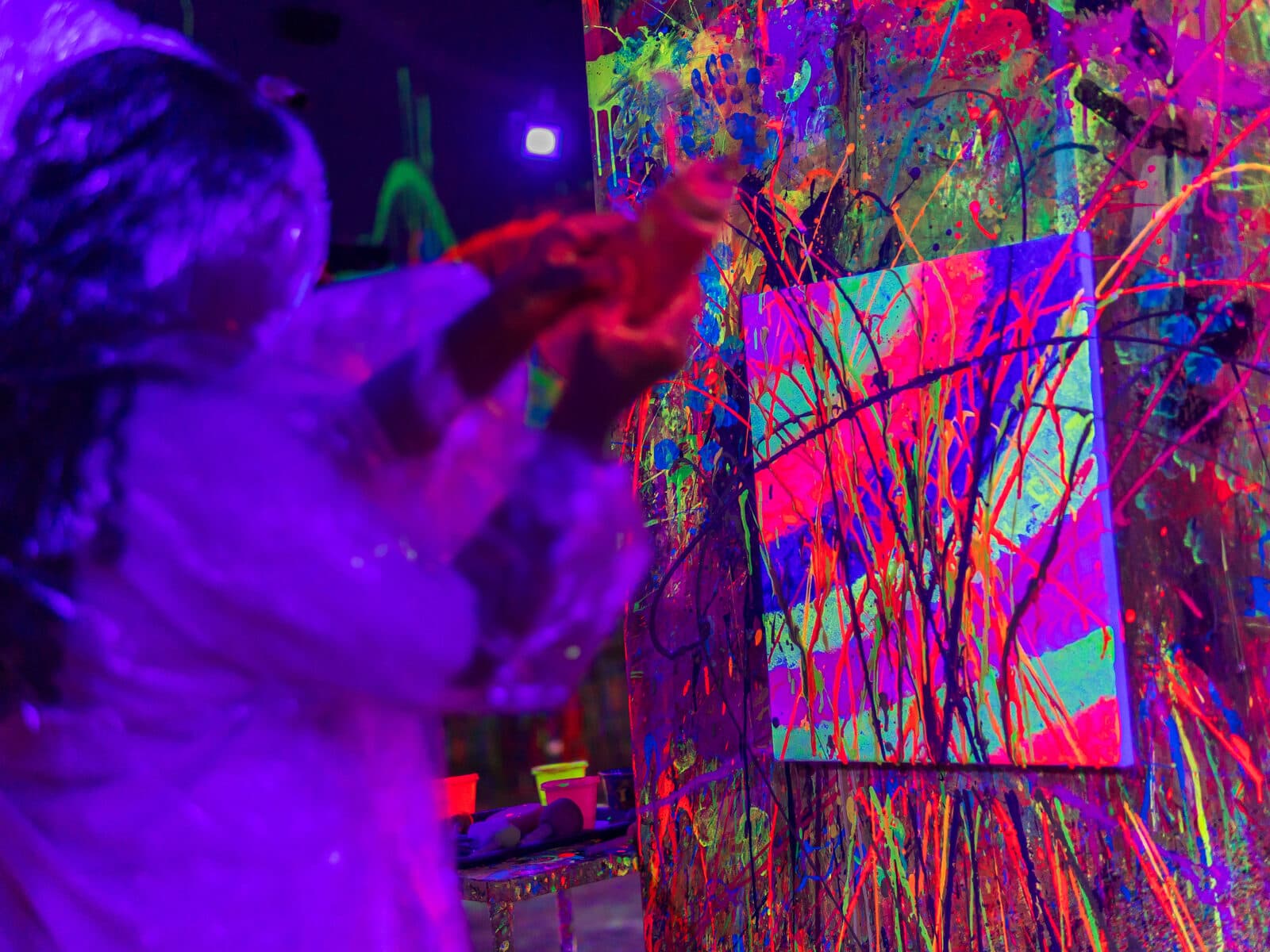 UV Neon Splat & Spin 6