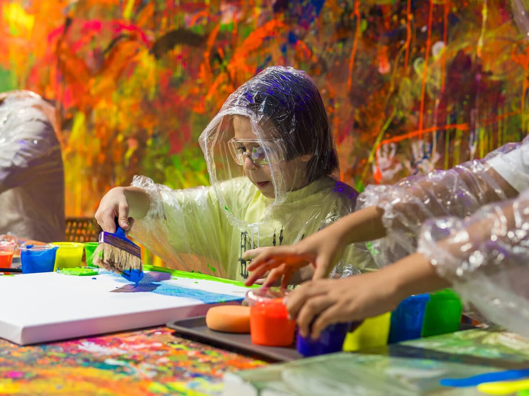 Kids group paint activity in Kuwait