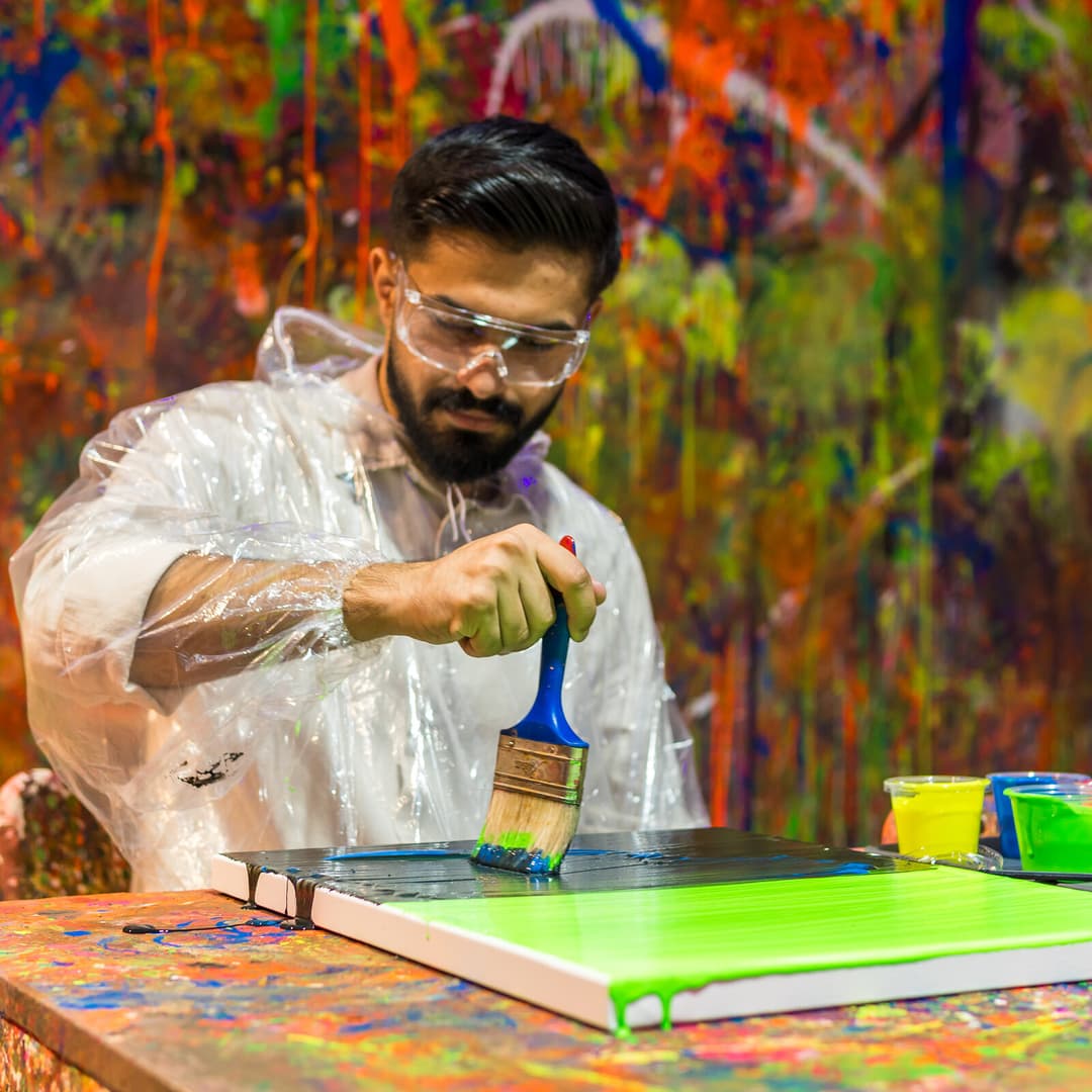 Splat painting group session